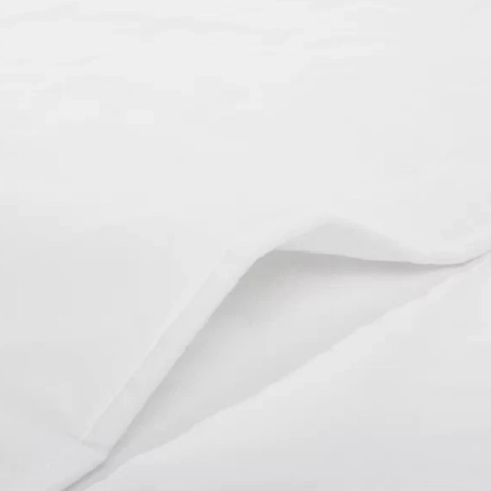 Elegant White Bedding Set - Picture 4 of 4